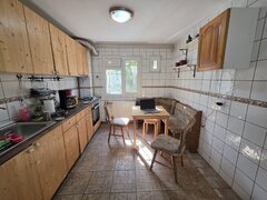 Titan- parcul Titanii- policlinica